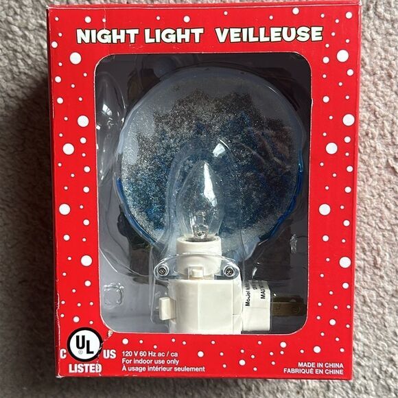 Night Light Penguin Wall In Door Plug Veilleuse! - Picture 5 of 8